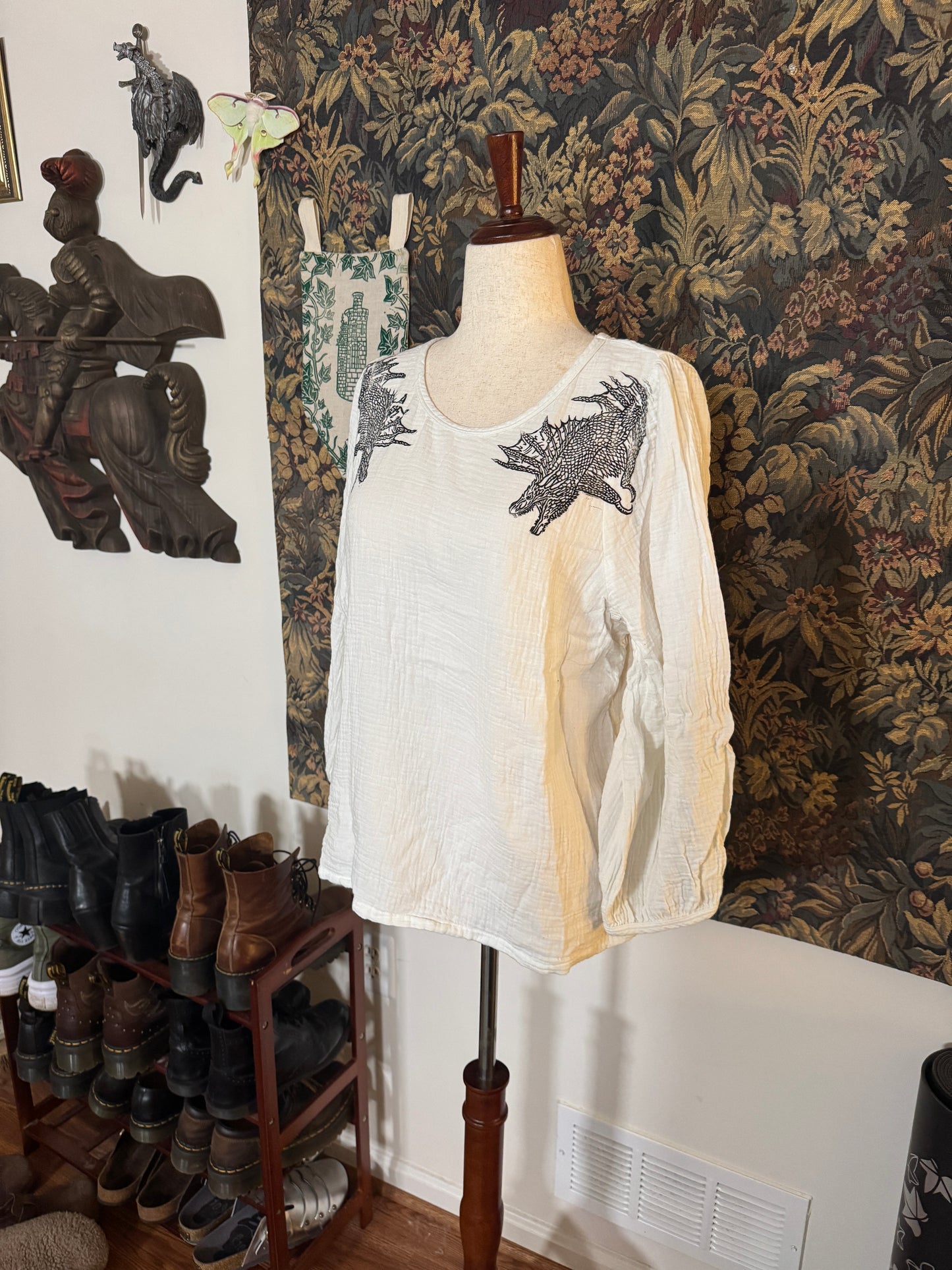 Mother of Dragons Tee