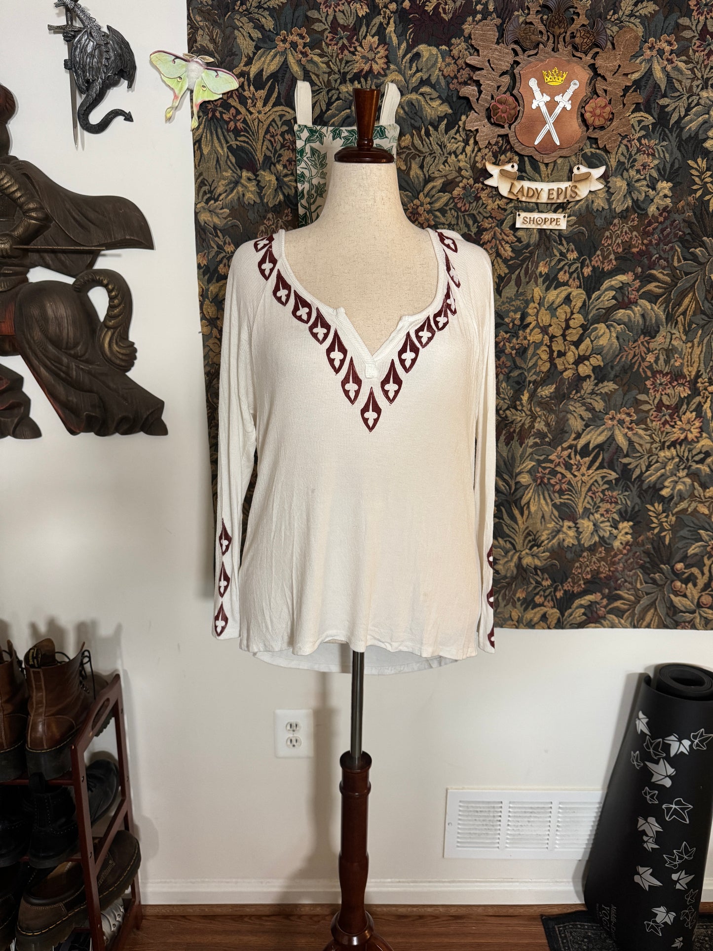 Gothic Tee