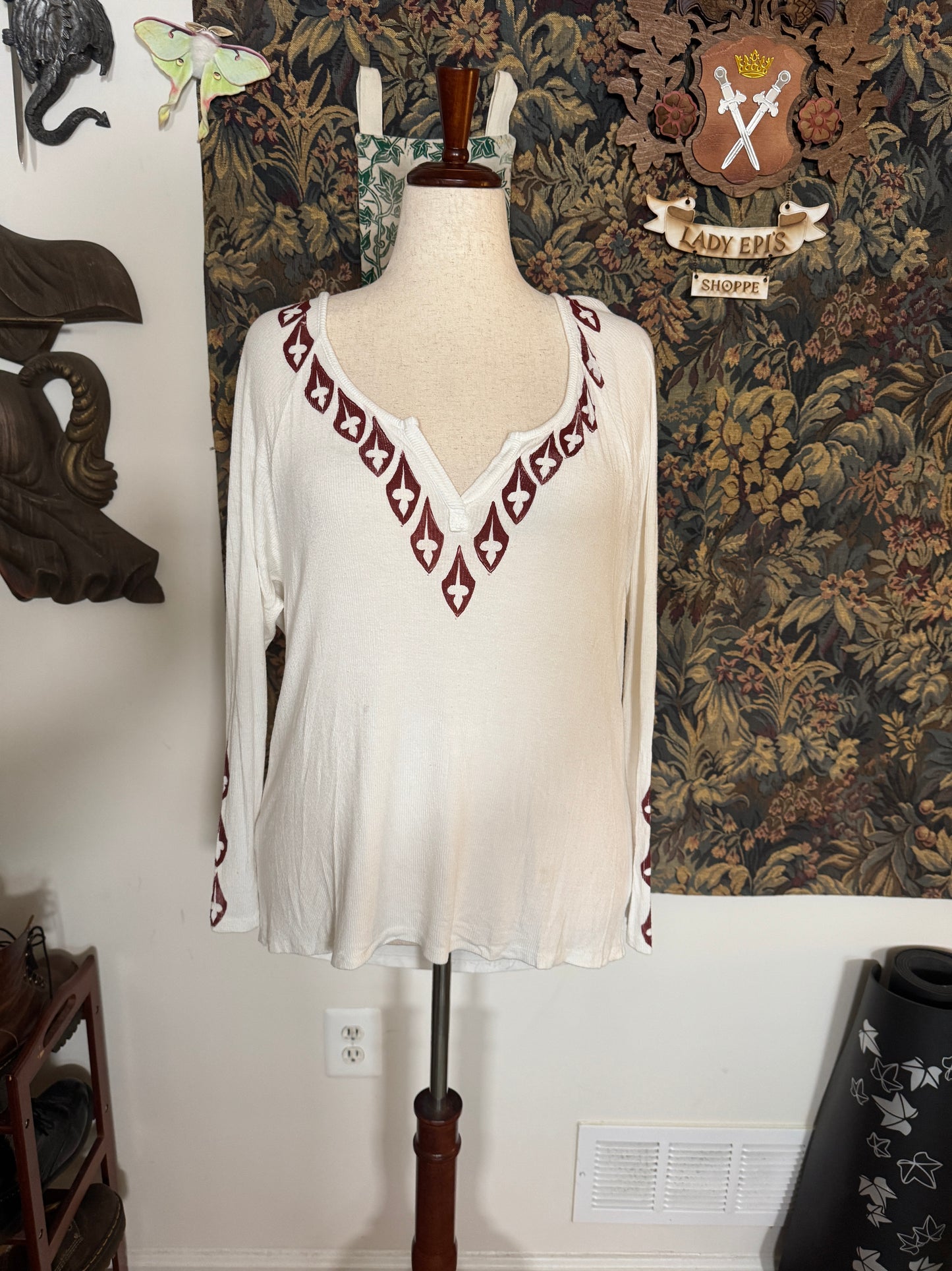 Gothic Tee