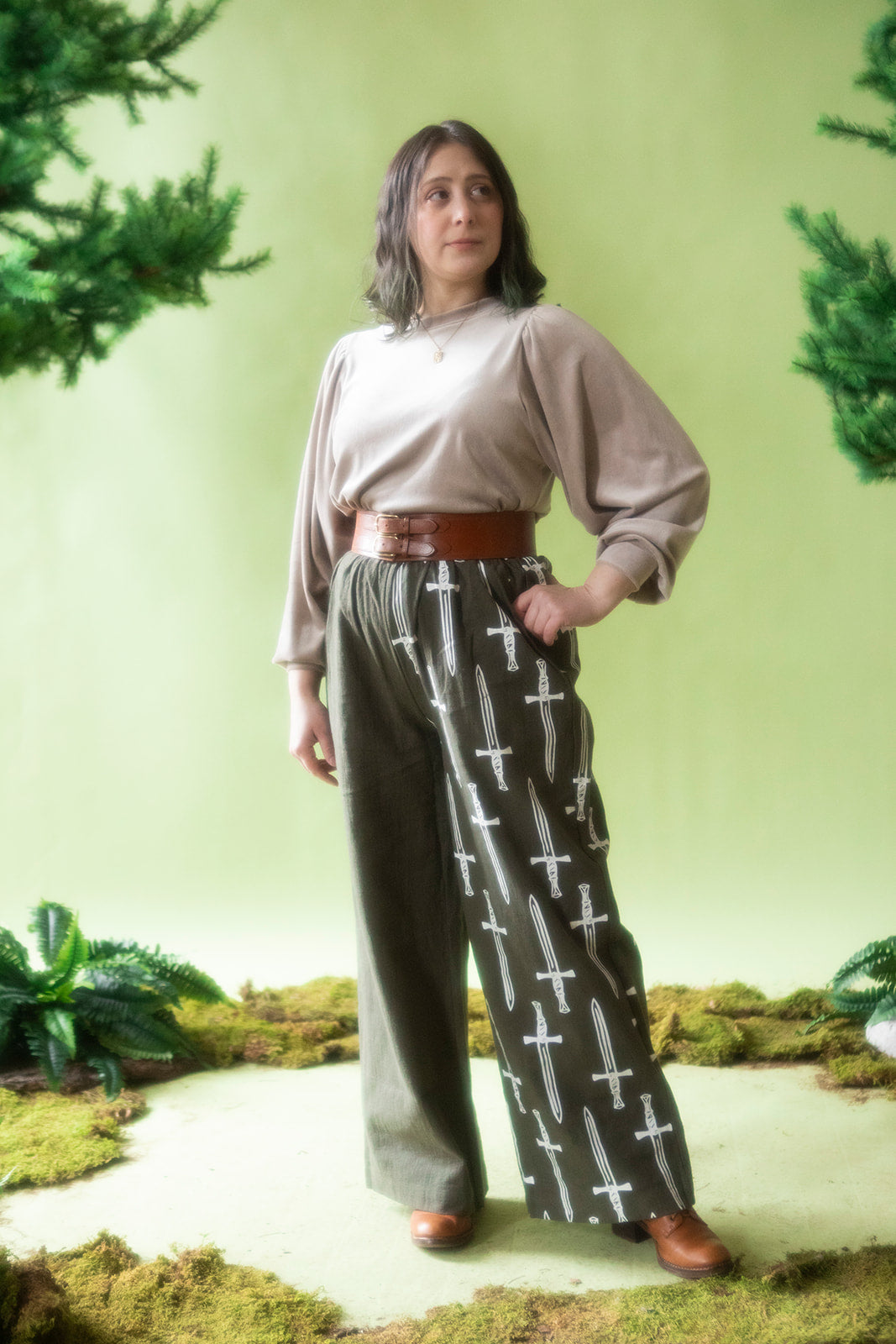 【Lサイズ】 Evisen Sword Pants Pre-Order Sword Pants – Lady Epi's Shoppe