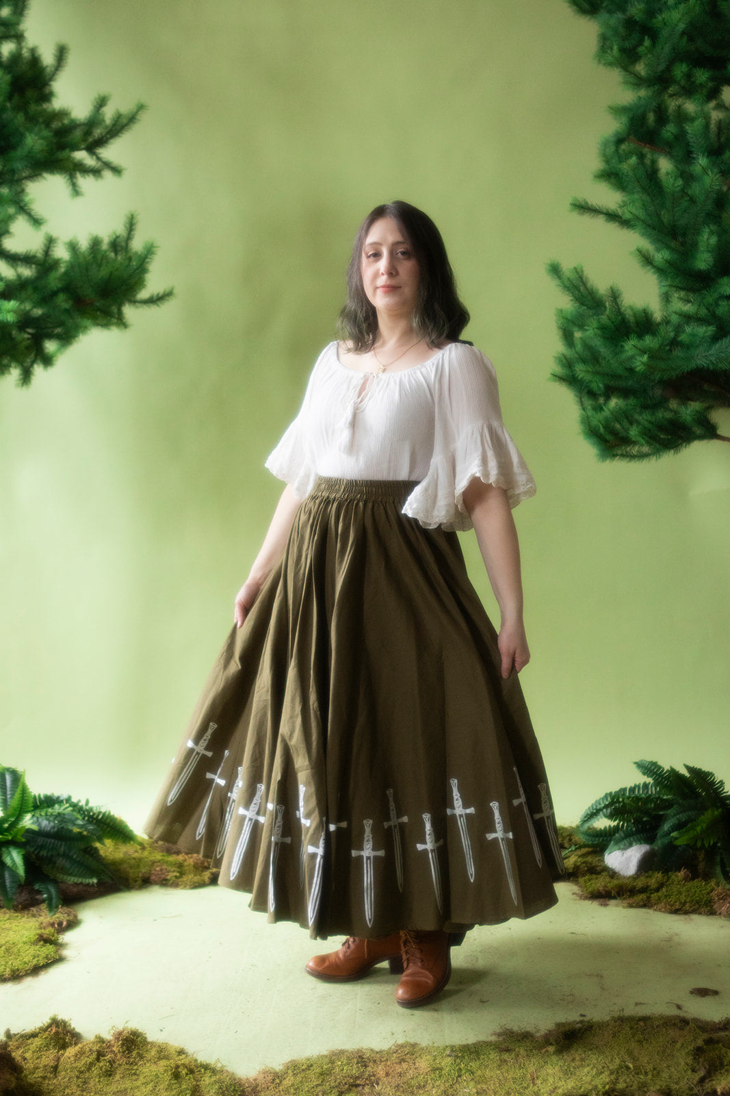 ミュージシャン ZTMYxBODYSONG. SWORD Skirt (Dark Green)S Pre-Order Sword Skirt – Lady Epi's Shoppe
