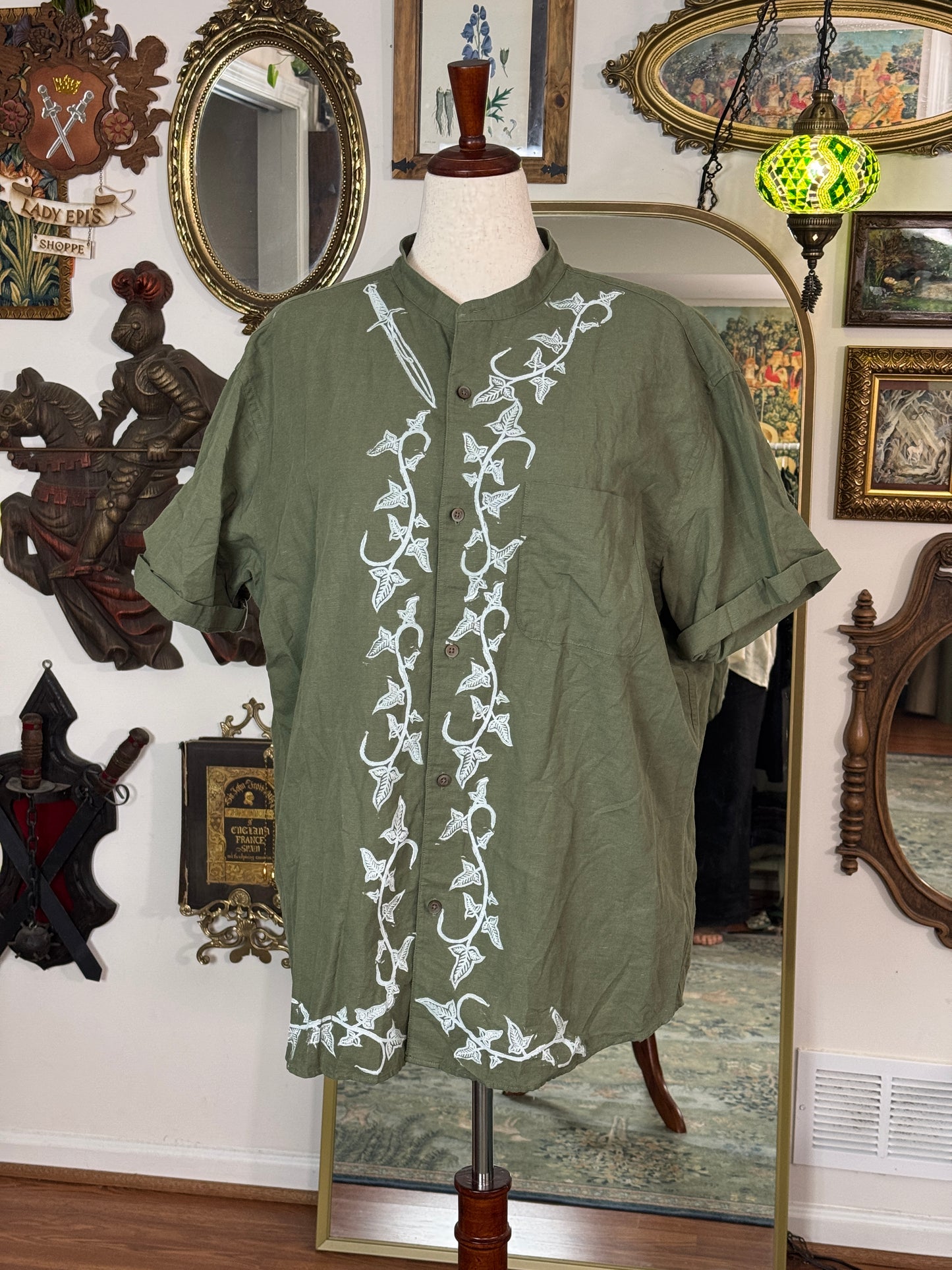 Halfling's Courage Button Up