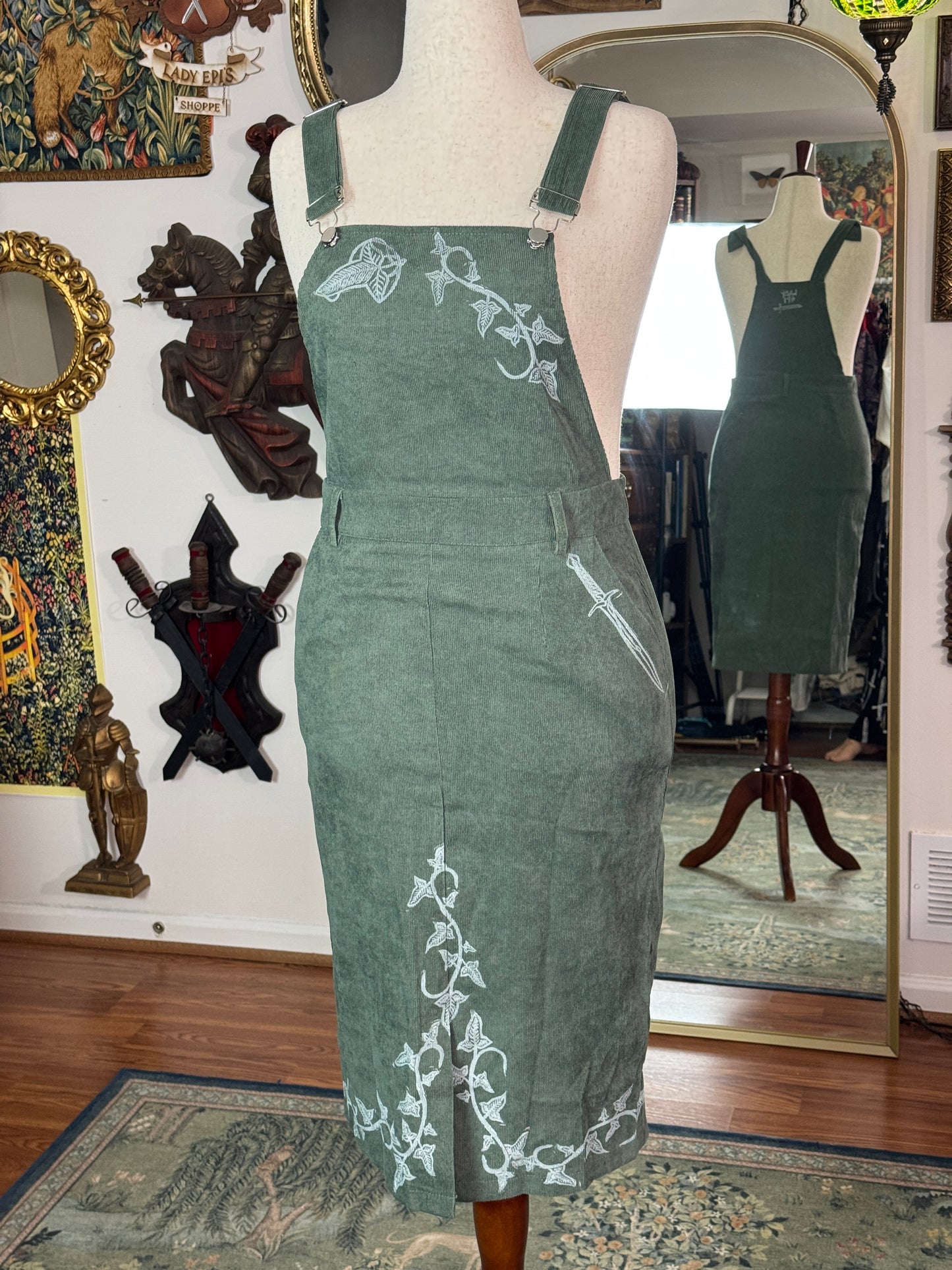 Halfling's Courage Overall Dress
