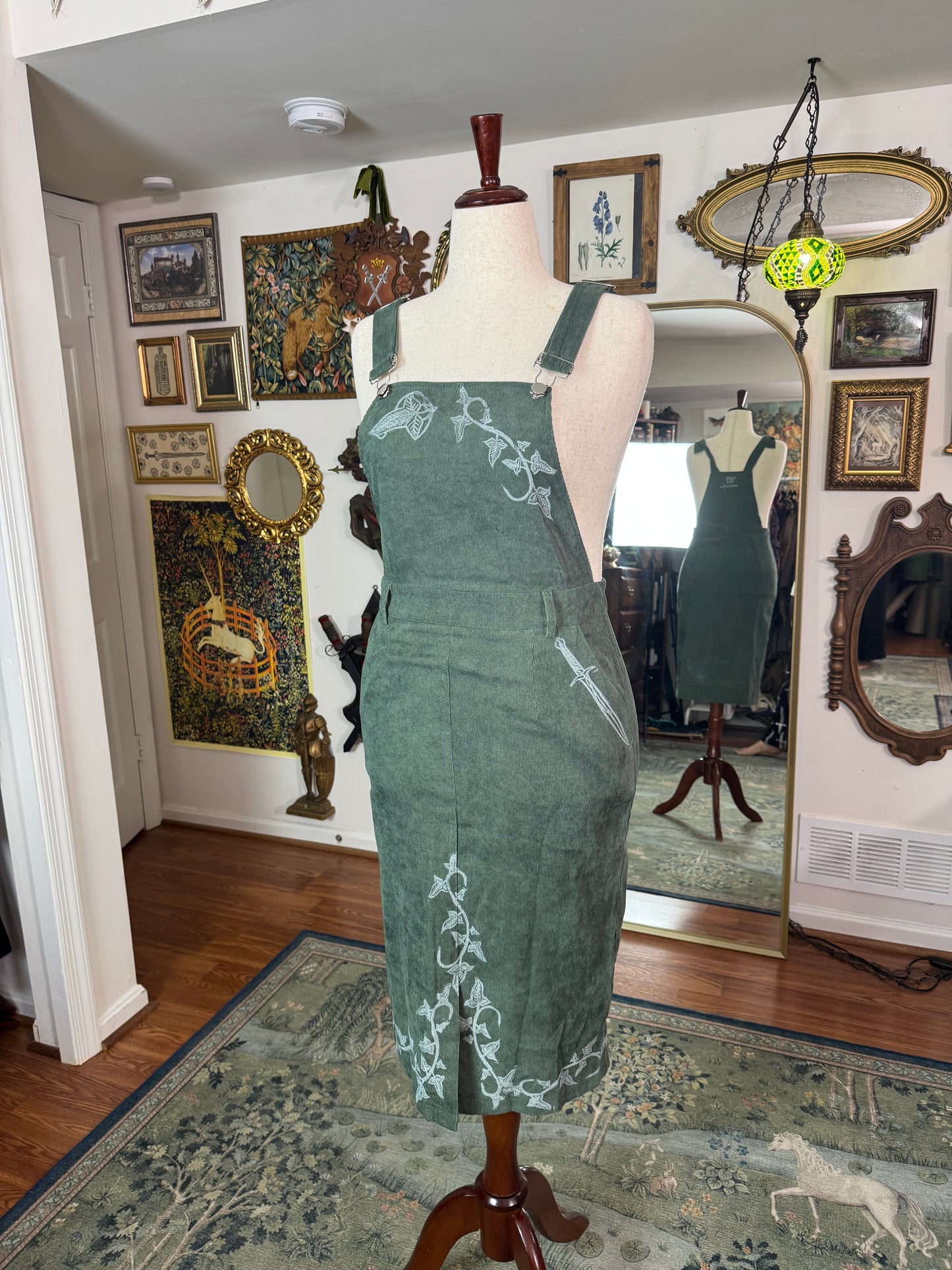Halfling's Courage Overall Dress